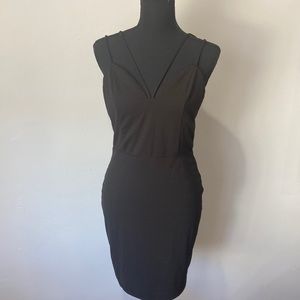 Straps black dress